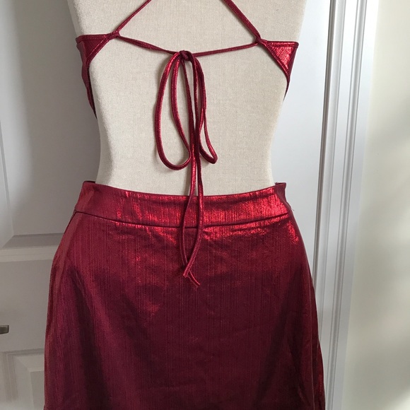 Skirt/Top Outfit - Picture 2 of 2